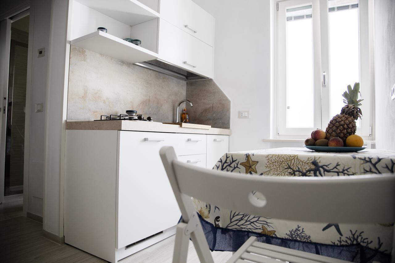 Tre Archi Apartment & Relais โปลีญาโนอามาเร ภายนอก รูปภาพ